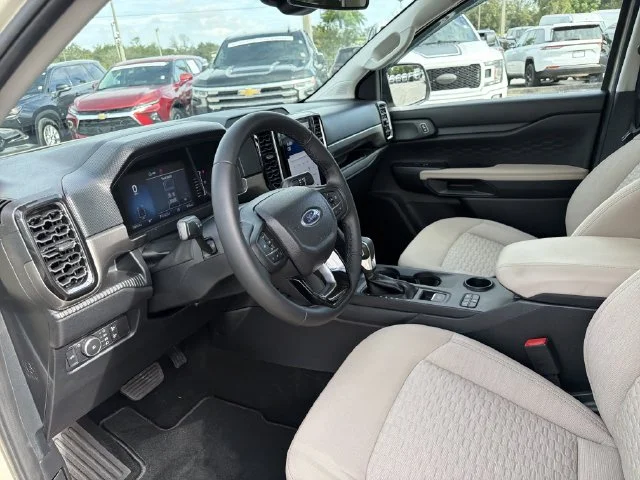 Used 2026 Beige Ford XLT image 17