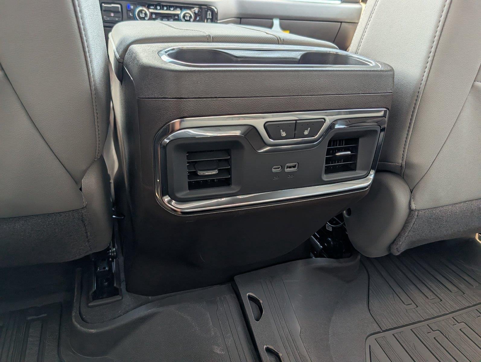New 2026 Sterling Metallic GMC SLT image 32