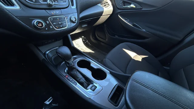 Used 2025 Black Chevrolet LT image 14