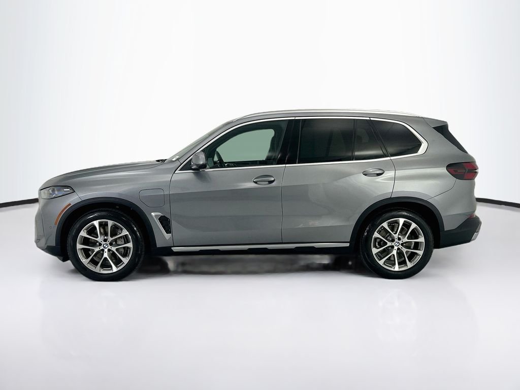 2026 BMW X5 50e - Photo 8