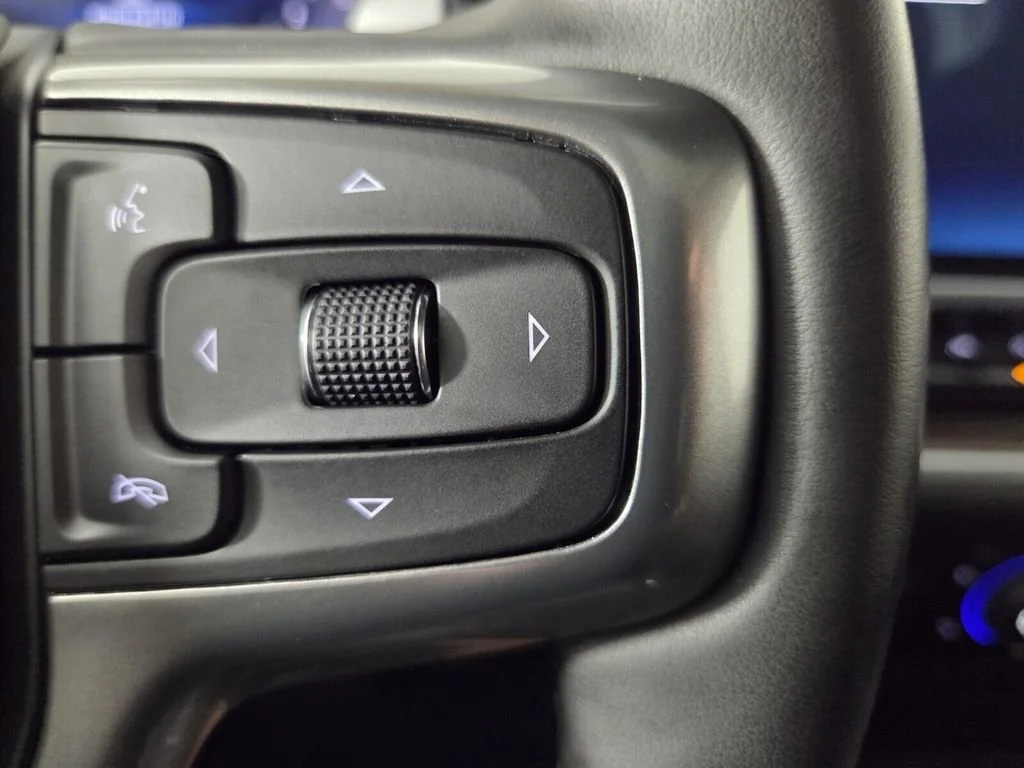 Used 2025 Sterling Gray Metallic Chevrolet RST image 20