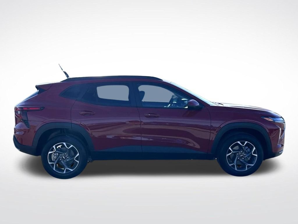 2026 Chevrolet Trax LT - Photo 6