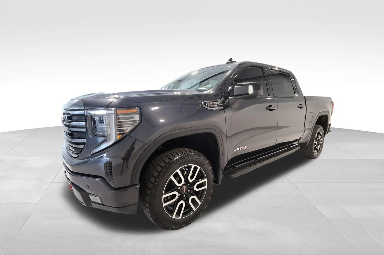 Used 2024 Titanium Rush Metallic GMC AT4 image 8