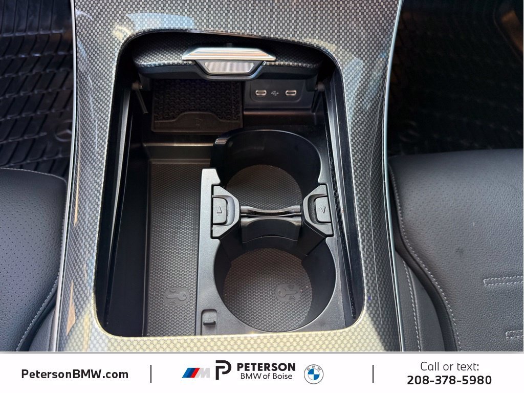 Used 2025  Mercedes-Benz C 300 image 23
