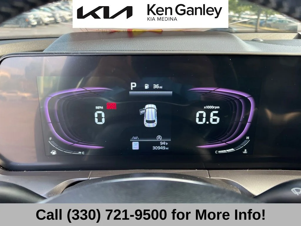 Used 2024 Red Kia S image 33