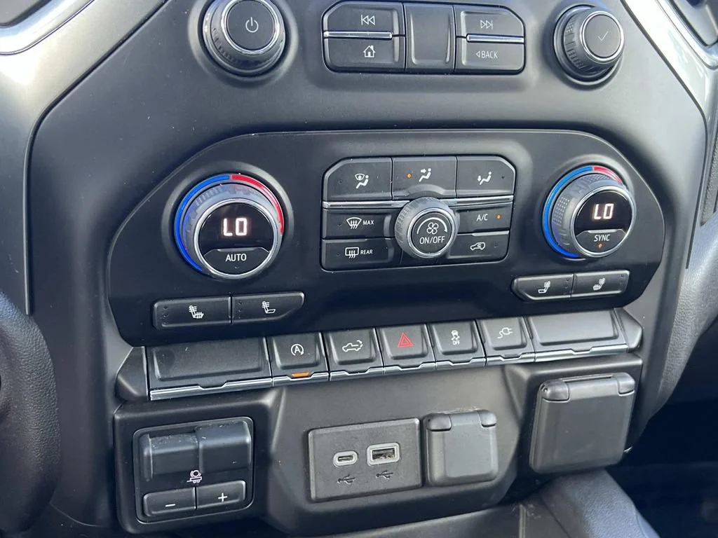 Used 2020 SHADOW GRAY METALLIC Chevrolet RST image 22