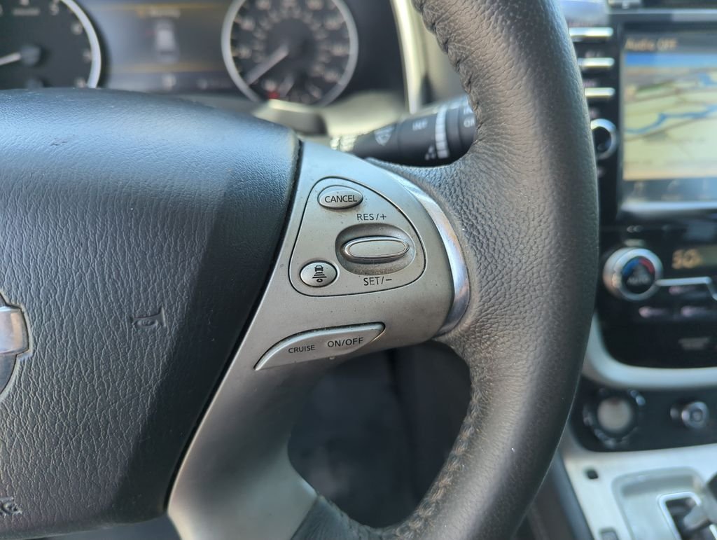 Used 2016 Gray Nissan Platinum image 23