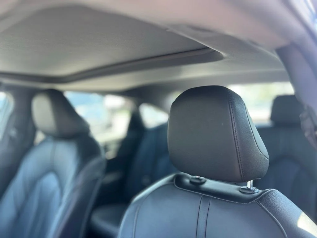 Used 2020 Silver Toyota XLE Plus image 20