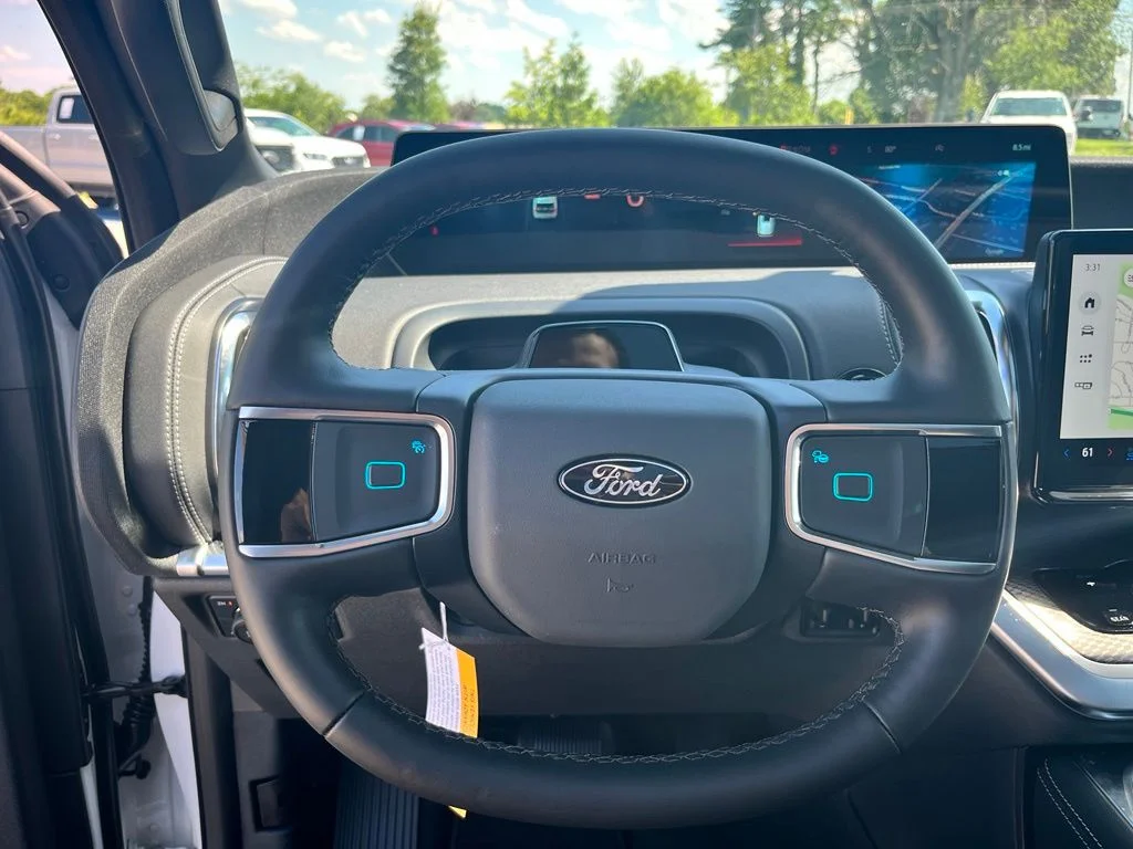 New 2026 White Ford Platinum image 14