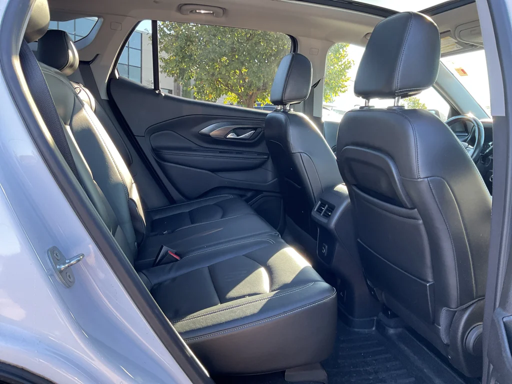 Used 2022 Summit White GMC SLT image 14
