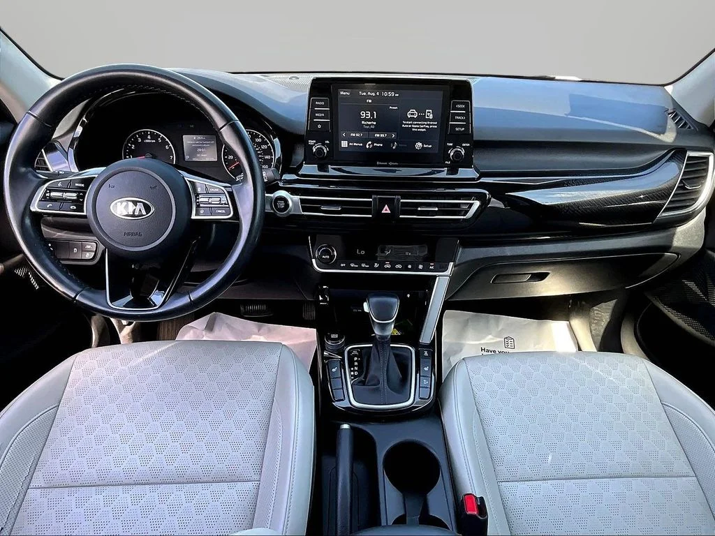 Used 2021 Black Kia EX image 7
