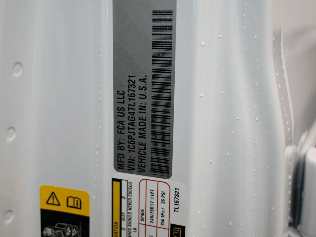 New 2026 Bright White Clear-Coat Exterior Paint Jeep Sport image 16