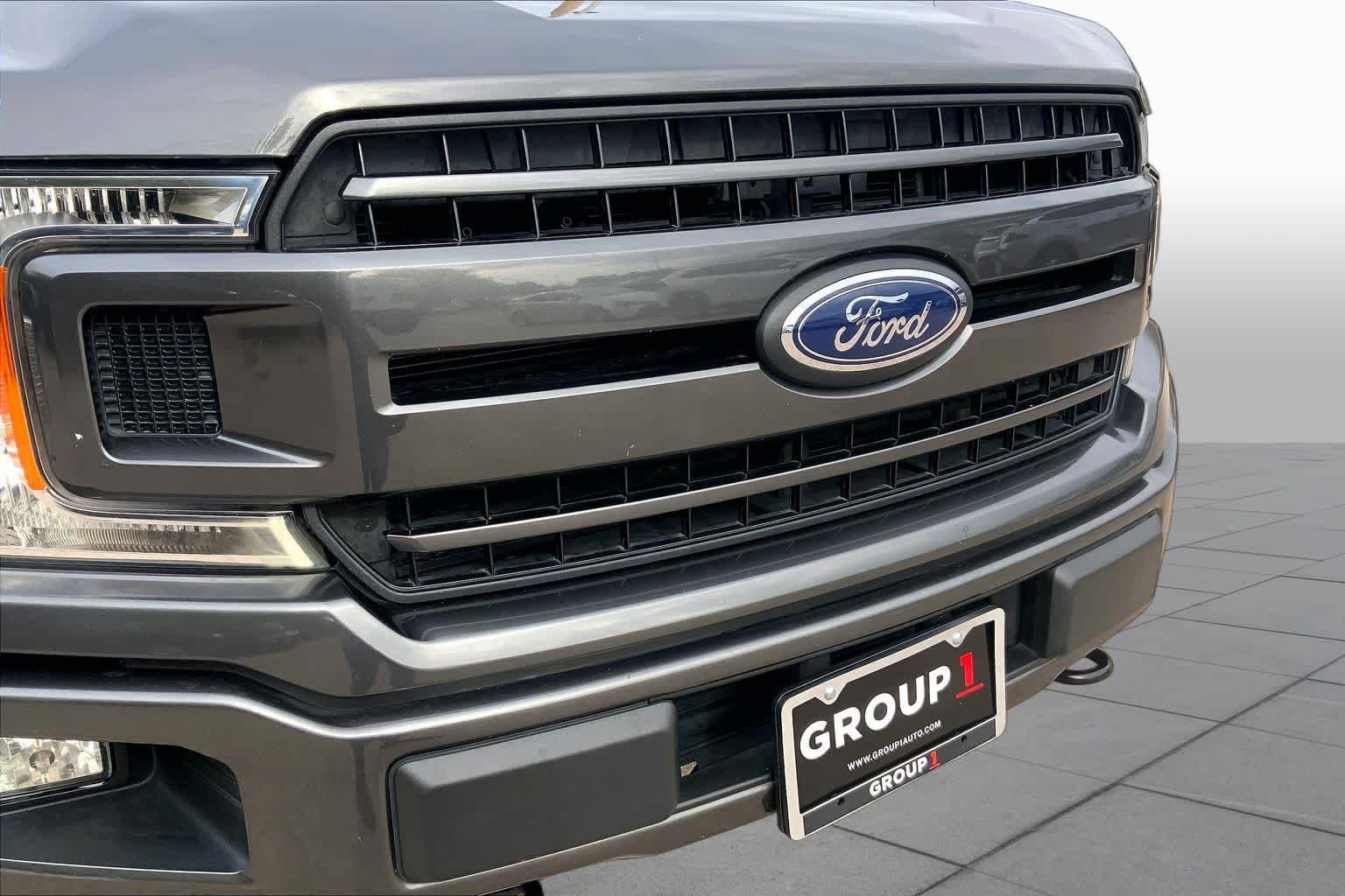 Used 2020 Magnetic Metallic Ford XLT image 28