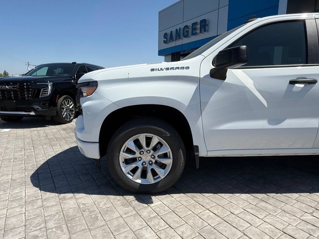 2026 Chevrolet Silverado 1500 Custom - Photo 5