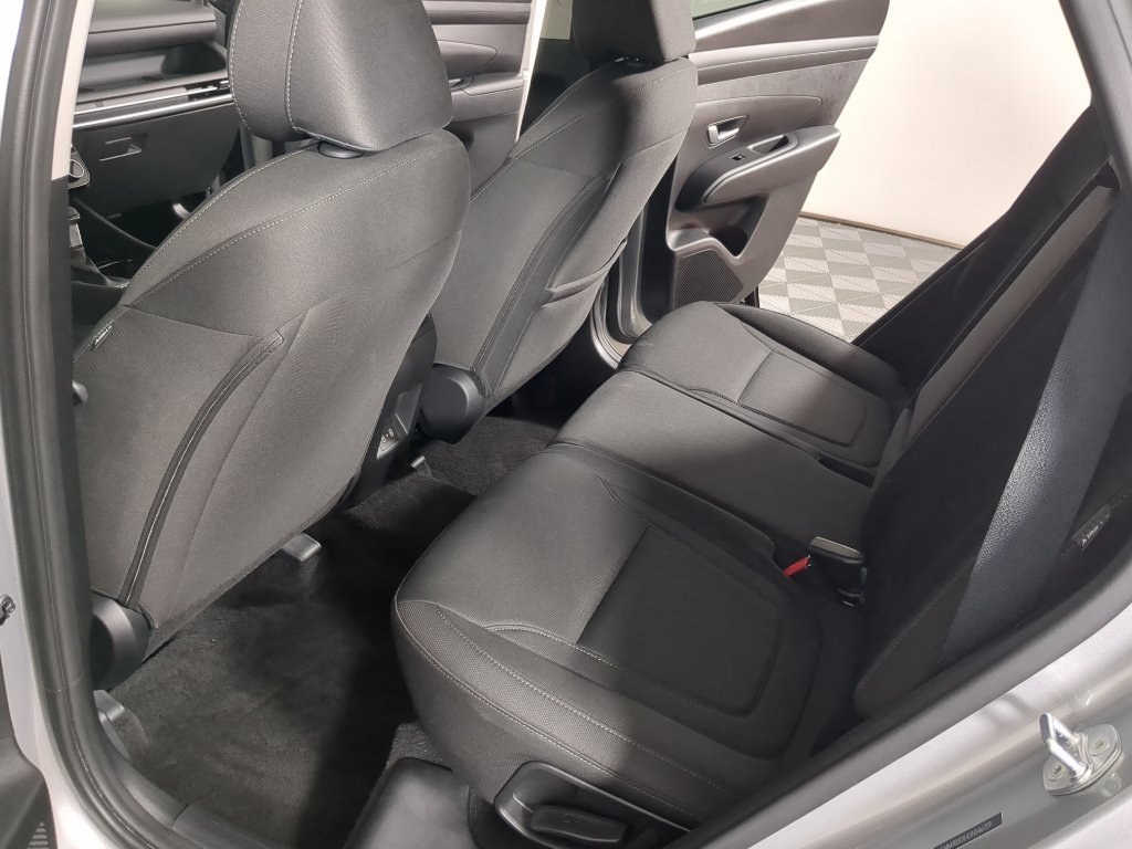Used 2025 Shimmering Silver Hyundai SEL image 15