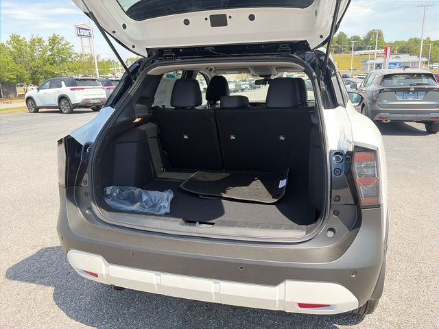 New 2026 Aspen White TriCoat / Super Black Two-tone Nissan SR image 33
