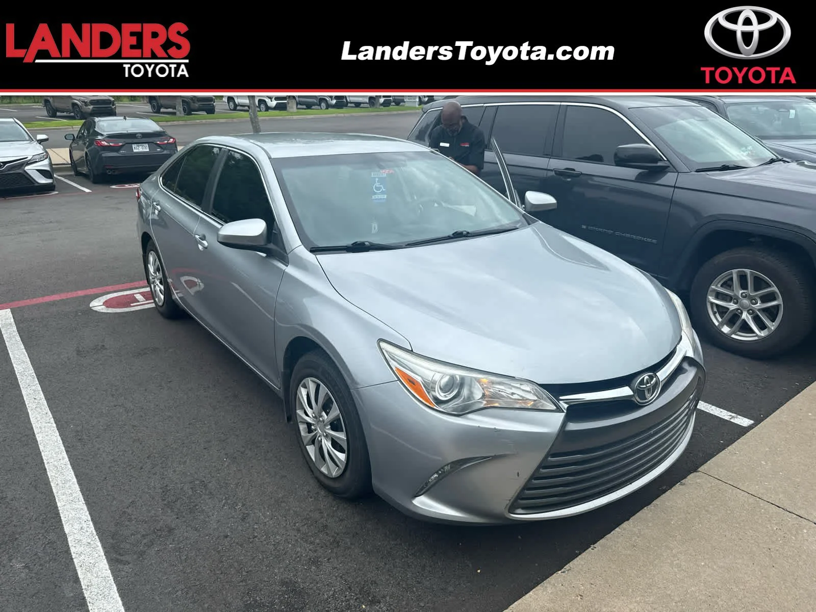2015 Toyota Camry 2.5 Auto LE's photo