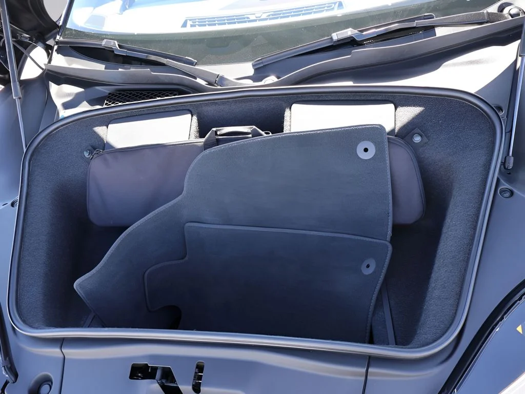 2023 Audi R8 Performance - Photo 17