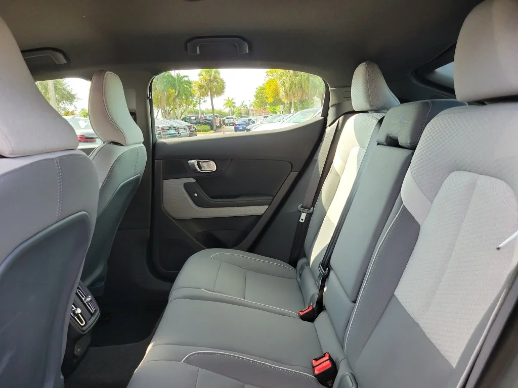 Used 2024 Blue Polestar Long Range Dual Motor image 12
