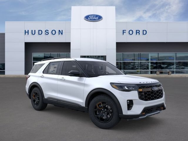 New 2026 Star White Metallic Tri-Coat Ford Tremor® image 7