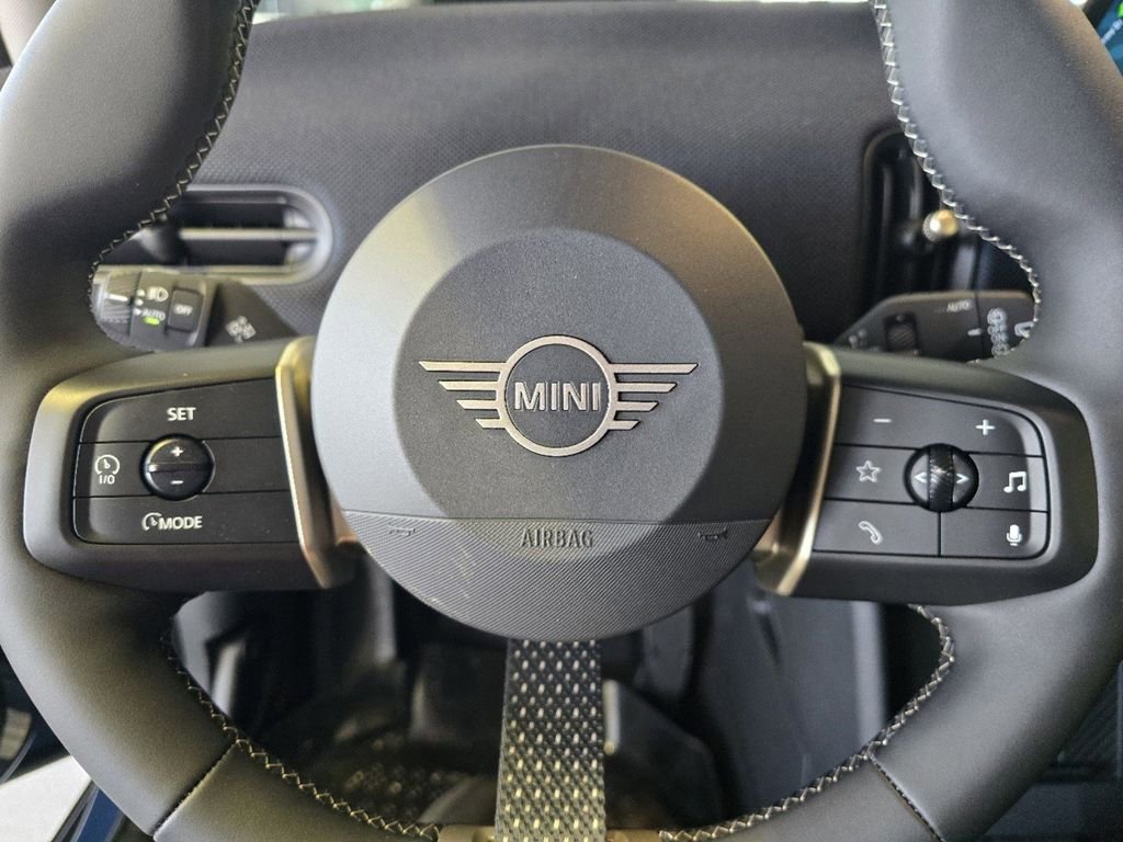 2025 MINI Hardtop 4 Door S - Photo 18