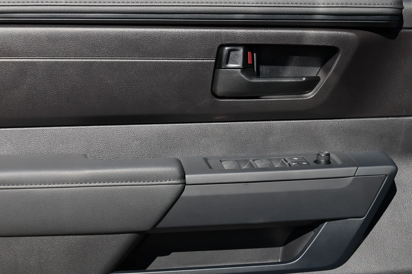 New 2026 Magnetic Gray Metallic Toyota SR image 21