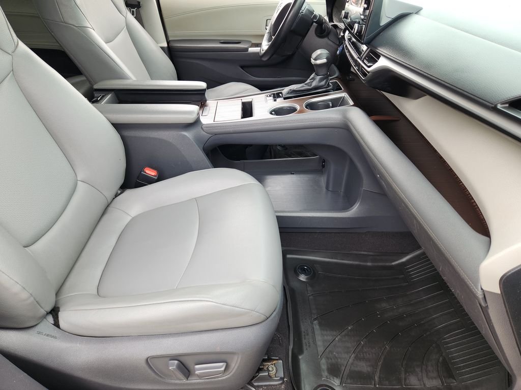 Used 2021 Gray Toyota XLE image 15