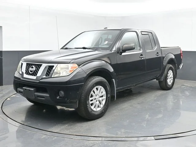 Used 2015 Black Nissan SV image 9