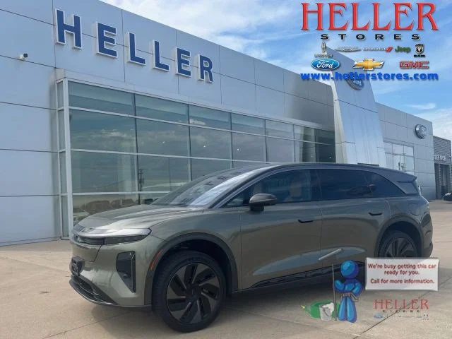 Used 2026 Aurora Green Metallic Lucid Grand Touring image 1
