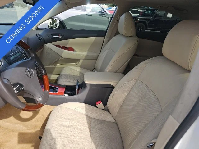 Used 2011 White Lexus 350 image 10