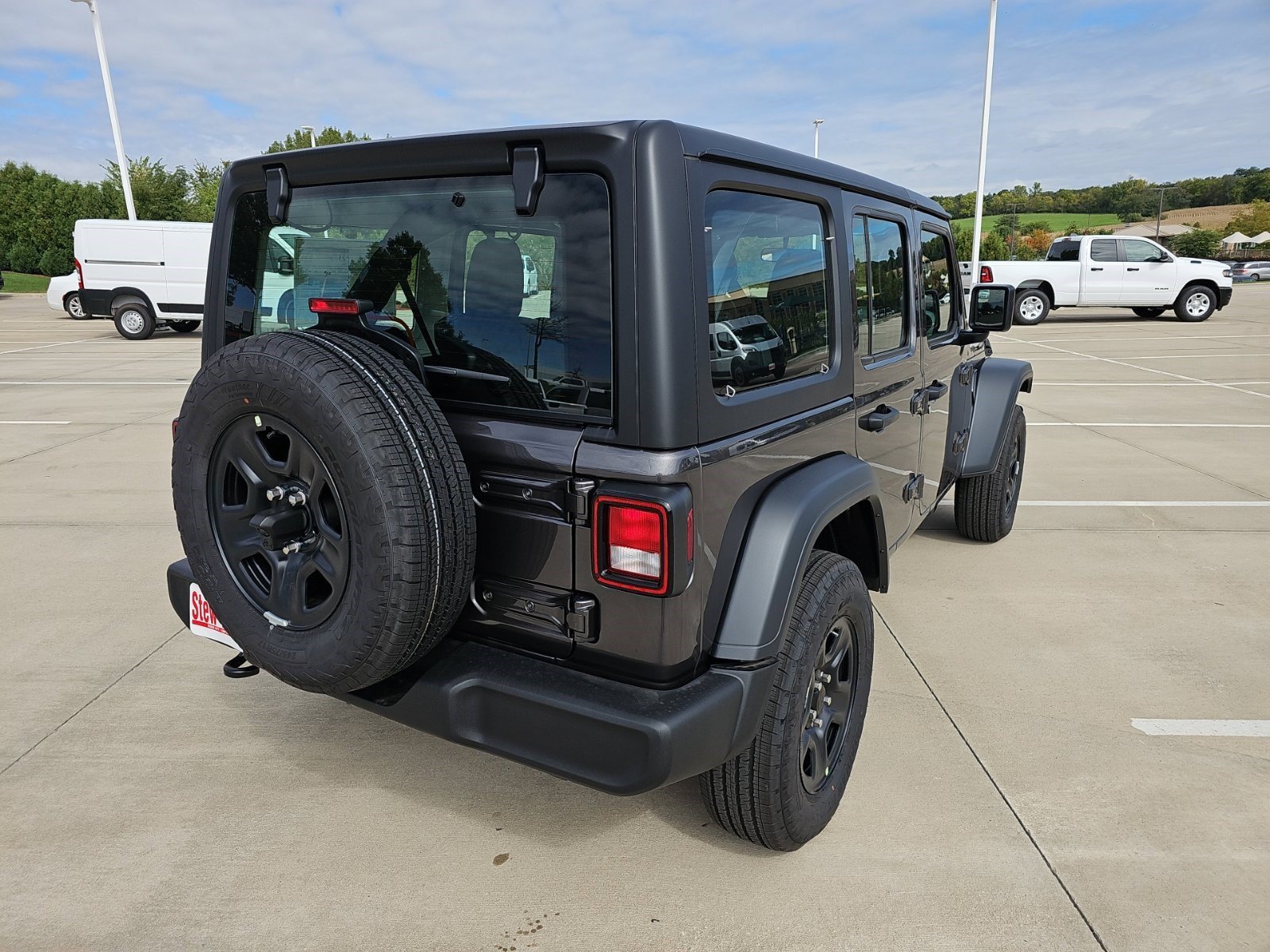 New 2027 Granite Crystal Metallic Clearcoat Jeep Sport image 5