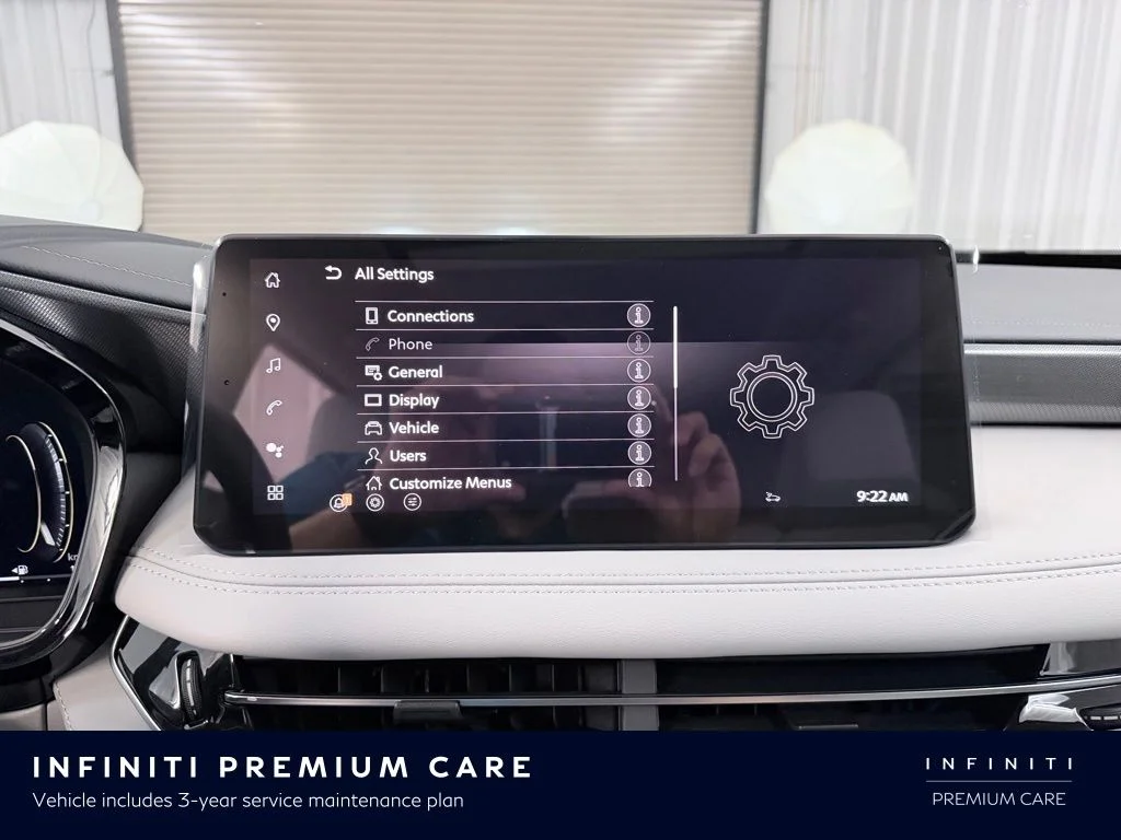 New 2026 RADIANT WHITE INFINITI Luxe FWD image 21