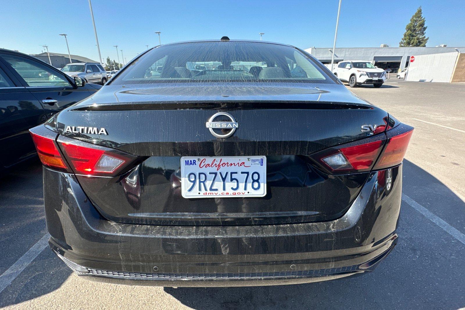 2023 Nissan Altima 2.5 SV photo 2