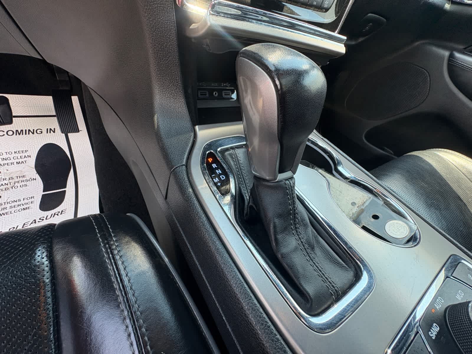 Used 2021 Ivory 3-Coat Jeep Overland image 19