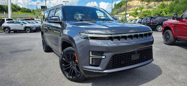 New 2026 Gray Jeep Summit Reserve image 2