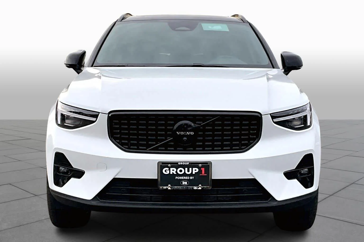 New 2026 Crystal White Volvo Ultra image 2