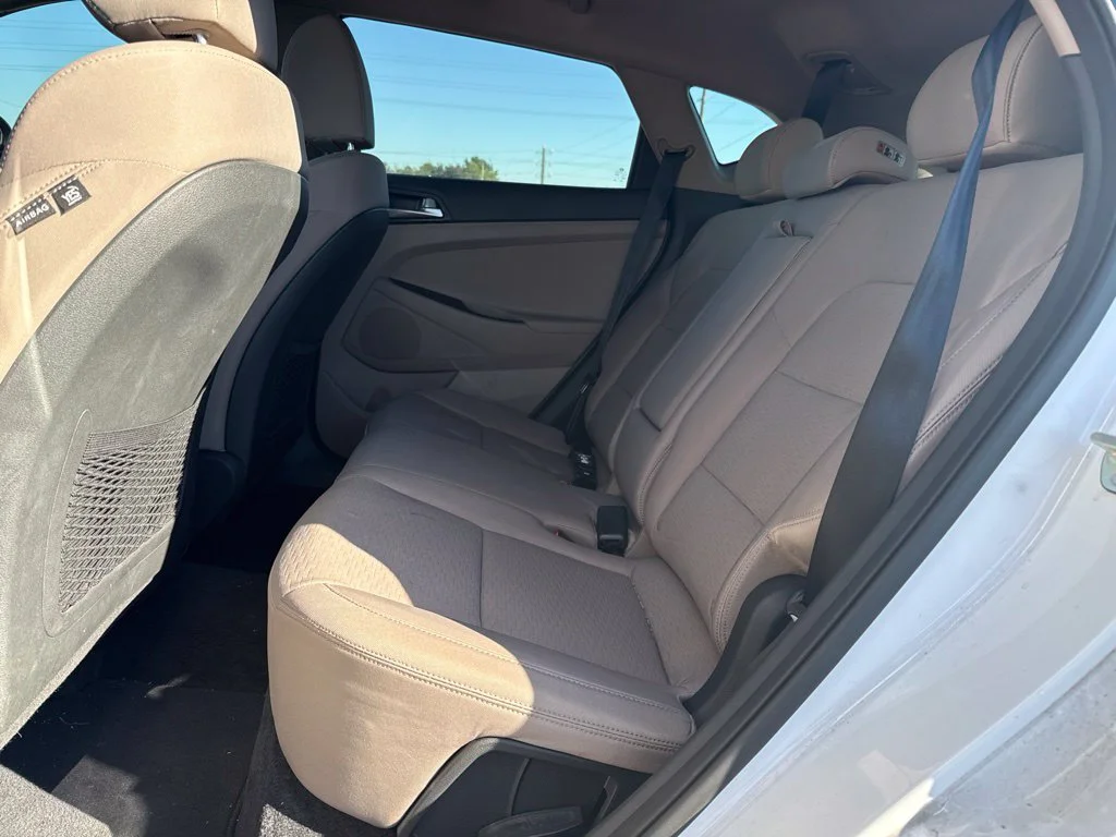 Used 2020 White Hyundai SEL image 9