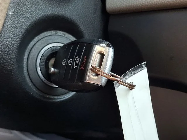 Used 2017 Silver Kia LX image 24