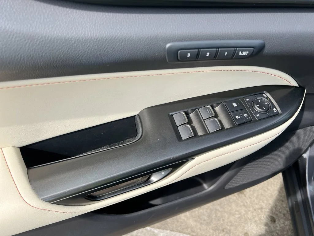 Certified Used 2024 CLOUDBURST GRAY Lexus 350h Premium image 11