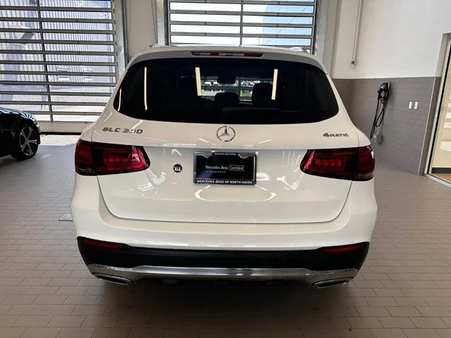 Certified Used 2022  Mercedes-Benz GLC 300 image 6