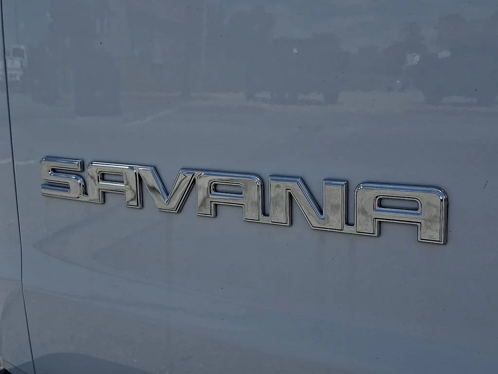 New 2026 Summit White GMC Work Van image 11