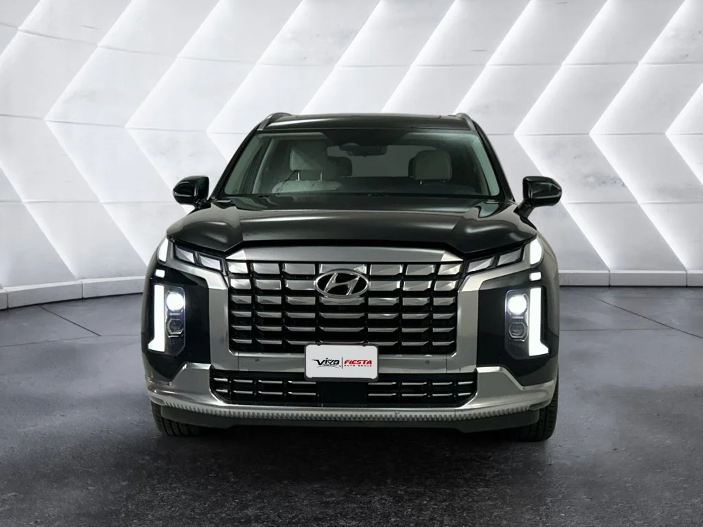 Used 2025 Black Hyundai Calligraphy image 2