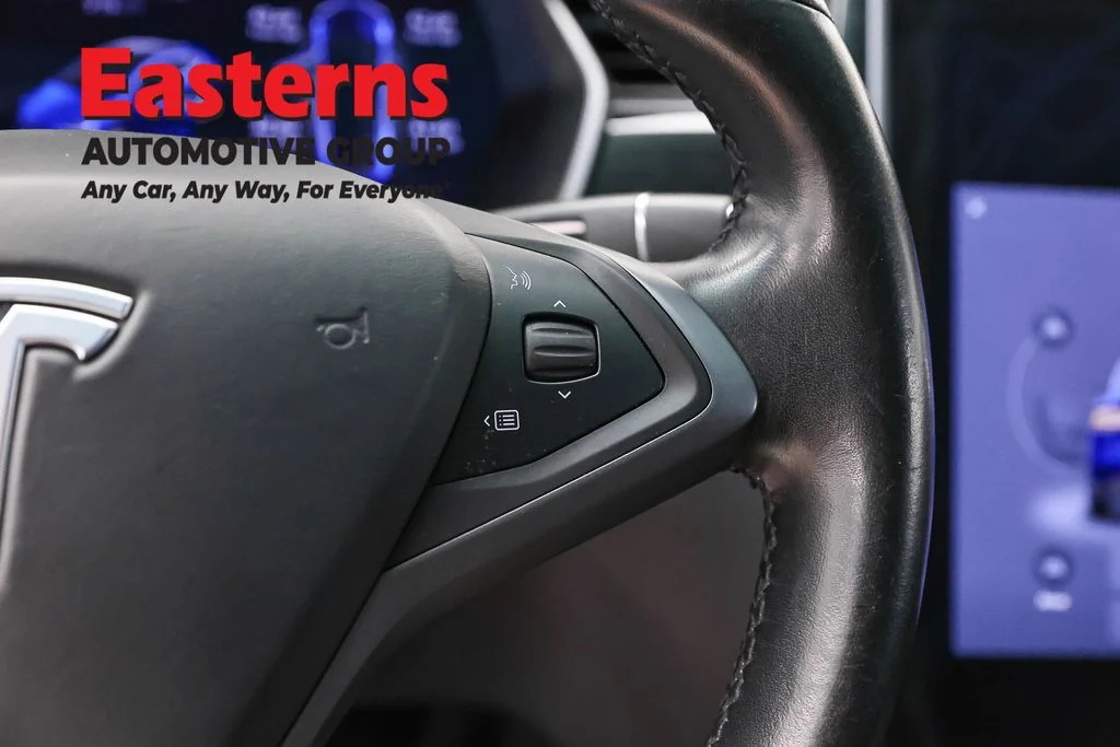 Used 2019 Blue Tesla 75D image 15