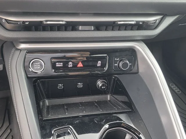 Used 2025 Glacier White Audi 2.0T Premium Plus image 14