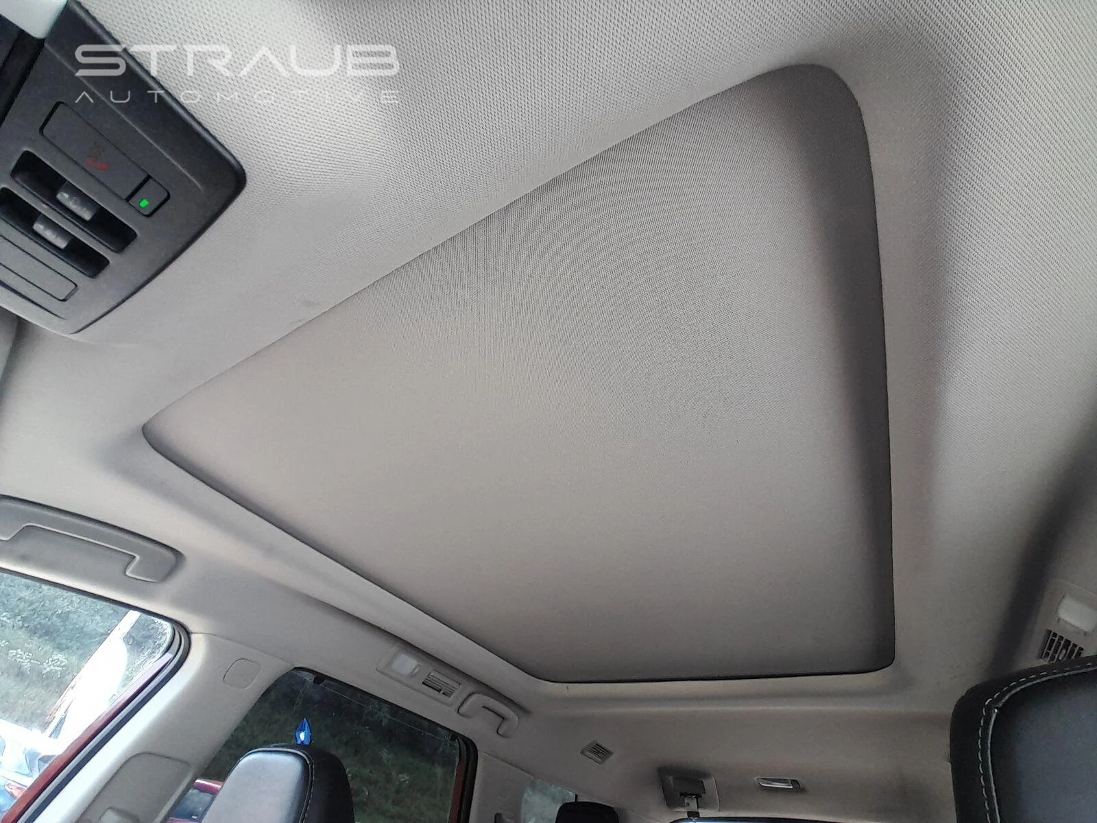 Used 2022 Scarlet Ember Tintcoat Nissan Platinum image 35