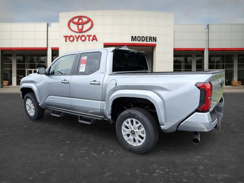 New 2026 Celestial Silver M Toyota SR5 image 6