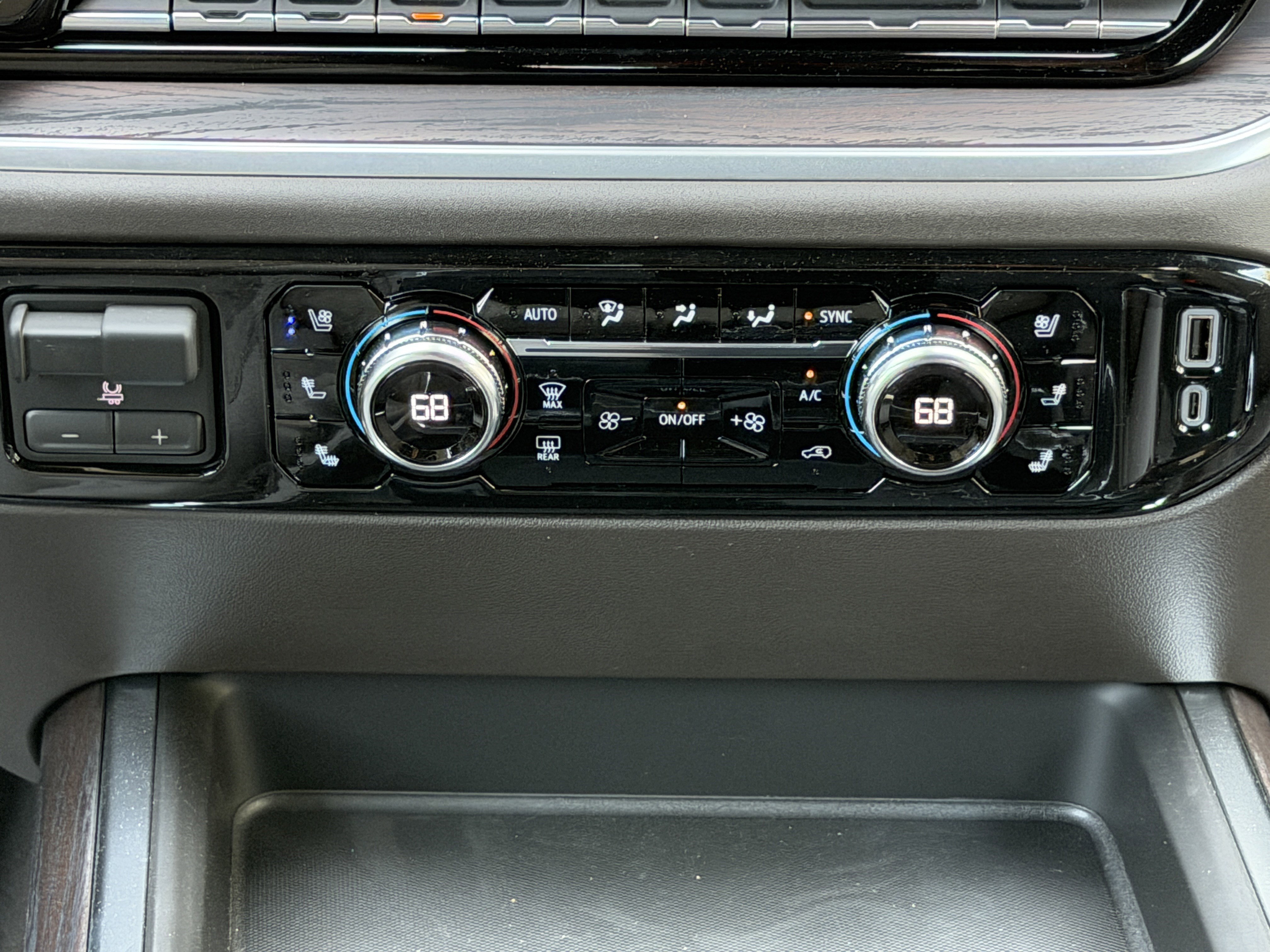 2026 GMC Sierra 2500HD SLT - Photo 29