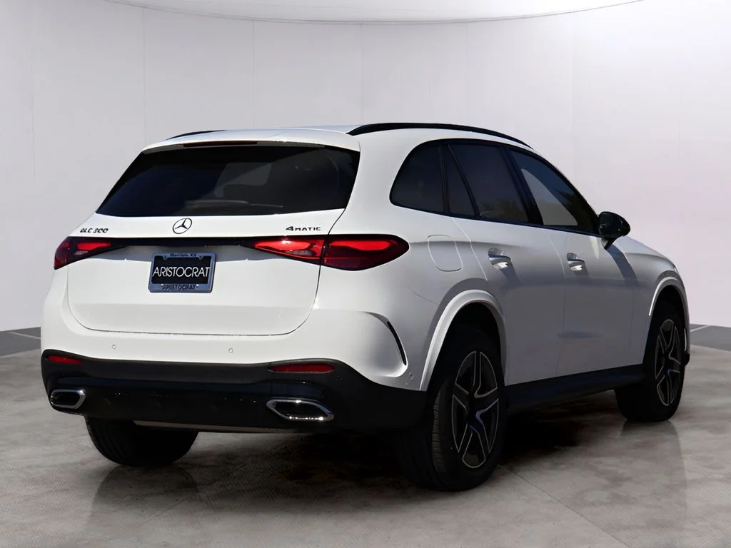 New 2026 Polar White Mercedes-Benz GLC 300 image 7