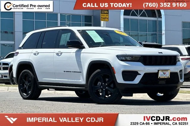 2023 Jeep Grand Cherokee Altitude's photo