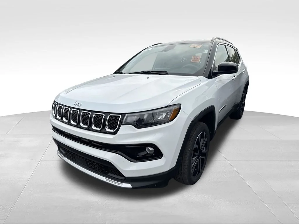 Used 2023 White Jeep Limited image 5